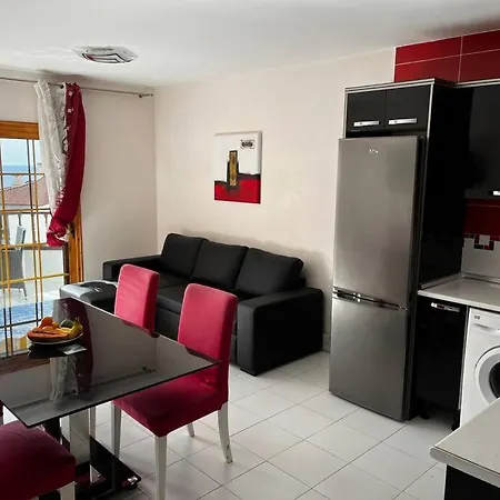 Ocean View Oasis Lejlighed