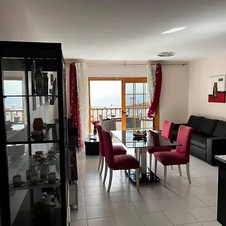 Ocean View Oasis Lejlighed